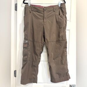 Title Nine Trail Mix Cargo Capri Womens 12 Camping Hiking Outdoor Adventure